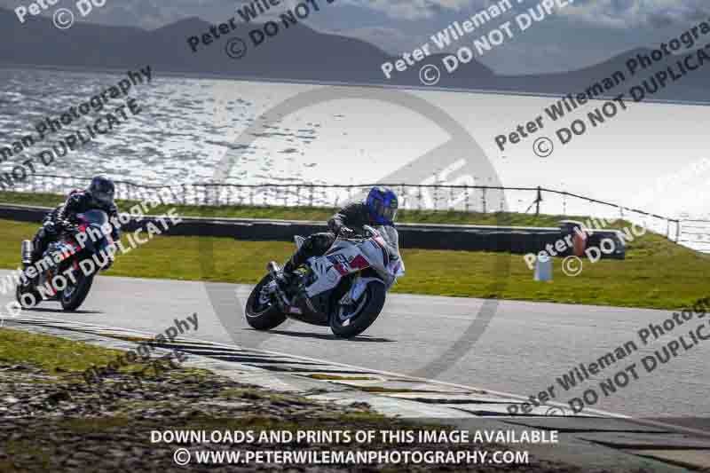 anglesey no limits trackday;anglesey photographs;anglesey trackday photographs;enduro digital images;event digital images;eventdigitalimages;no limits trackdays;peter wileman photography;racing digital images;trac mon;trackday digital images;trackday photos;ty croes